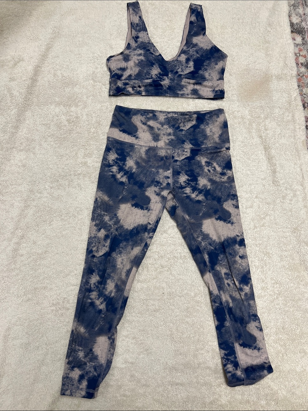Tie-Dye V-Neck Sports Bra and Legging Set - Navy/pinky purple
